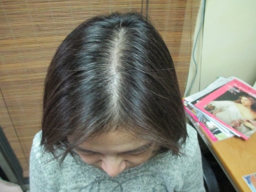 口コミ：10分で染まるヘアカラーフォームにチャレンジ！の画像（4枚目）