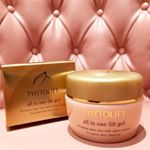 フィトリフトオールインワンジェル。潤いすぎて驚きます。#phytolift #フィトリフト #オールインワンジェル #ヒアルロン酸 #monipla #madeinjapan #保湿 #美…のInstagram画像