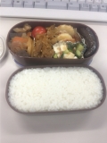 「好きな物だけのお弁当」の画像（1枚目）