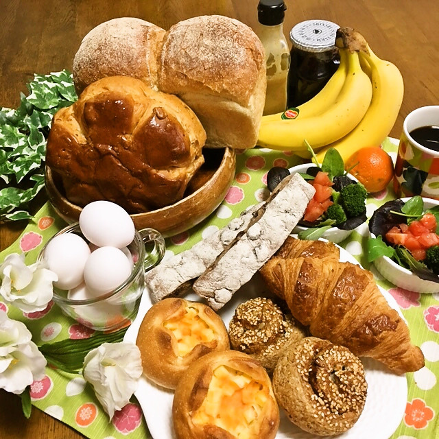 口コミ：アンデルセン『石窯パン＆バラエティブレッド』でステキな朝食♪の画像（1枚目）