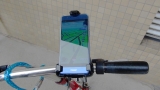「しっかり取付けられる自転車用スマホホルダー」の画像