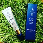 **自然なカバー力でお肌が綺麗に見える！毛穴も目立たなくしてくれて崩れにくいしおすすめ♪SPF50+で紫外線対策もばっちり！春夏に大活躍してくれそう♡#米肌…のInstagram画像