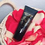 【 メルティベリープレミアム 毛穴角栓ジェル 】を使用してみました🙌❤・透明感のある黒いジェルには温感効果もあり小さなスクラブが沢山配合されていてお肌に塗布してクルクルするだけで…のInstagram画像