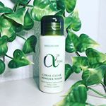 ・アルファピニ28 コーラルクリア パウダーウォッシュを使用してみました🍀・私にとって馴染みのない天然サンゴの微粉末とパパイン酵素配合の洗顔パウダー♡のInstagram画像