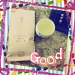 ハラダ製茶の「茜富士」をお試ししました。静岡県牧之原で育った一番茶を使用しています。苦み成分や渋み成分が少ないことが特徴で、あっさりと飲むことができました✨通常の２倍以上蒸すのに時間をかけてい…のInstagram画像