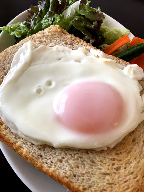 口コミ：
  半熟たまごのワンプレート朝ごはん☆全粒粉食パン@HB
の画像（1枚目）