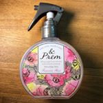 オイルインヘアミストは、ベタつかずに髪がツヤツヤにまとまる。香りも爽やかなフェミキンフルールの香り✨#アンドプレム #ヘアミスト #オイルインヘアミスト #monipla #明色化粧品桃谷順天館グルー…のInstagram画像