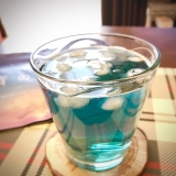 口コミ記事「【グルメ】不思議な青いお茶！」の画像