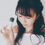 アルファピニ28🌱ボタニカル酵素洗顔スライドしてね ▶︎▶︎▶︎..これ、酵素パウダーなんだけど天然サンゴ🐠×パパイン酵素🥑が配合されてる💮..余分な皮脂や、古い角質を…のInstagram画像