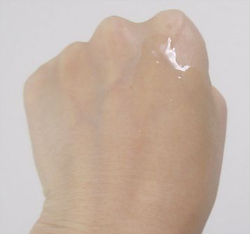 口コミ：アルブチン、ビタミンC誘導体のW美白★石澤研究所　透明白肌　薬用Wホワイトエッセンスの画像（7枚目）