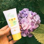 LimoLimo アウトドアUV我が家の必需品😁💞出かける時には必ず塗ってます‼️蚊か嫌いな天然アロマ成分配合の機能性日焼け止めジェルでレジャーや日常で浴びる紫外線から肌を守ってくれるんで…のInstagram画像