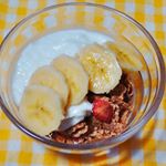 朝ごはん。シリアルにケフィアをかけてバナナをトッピング。#rosellkefir #monipla #中垣技術士事務所ファンサイト参加中#朝ごはん #おうちごはん #ふたりごはん #ク…のInstagram画像