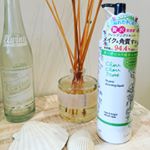 #明色化粧品 [シュシュモア クレンジングリキッド]をお試しさせて頂きました！オーガニック成分と植物美容保湿成分を配合された肌に優しいクレンジングリキッド。•W洗顔不要•マツエクOK•濡れた手…のInstagram画像