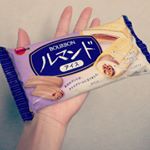 ルマンドアイス💕物欲しそうにしてたのかな、わたし。美味しくいただきました！スーパーでセール時は188円、税込203円かな？通常価格、コンビニだともうちょっとお高いような。高級アイス…のInstagram画像