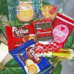 プチバラエティーなお菓子のセット✨お菓子は一生やめれません💕..#ぐーぴたっ野菜クッキーが食べたい #ナリスアップ #monipla #ナリスアップコスメティックスファンサイト参加中のInstagram画像