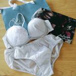【Chut! 5 SIZE 】のモニターに参加させて頂きました♡このブラはどんな胸にもふしぎとフィットするんです！！ 私は店舗に行き胸のトップ、アンダー、ウエスト、ヒップを測ってもらい自分に合…のInstagram画像