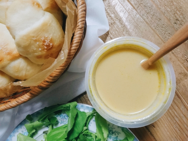 口コミ：【うちごはん】モンマルシェのレンジカップスープと手作りパンで！朝食みたいなよるごはんの画像（3枚目）