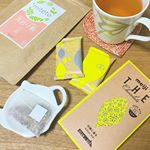 ..食後のまったり時間 ☕️🍫月巡り茶 とチョコレート💓.「月巡り茶」は妊活中の女性の体を考えてブレンドした国内産オリジナルブレンドティー💕カフェインゼロで、生姜やタンポポ…のInstagram画像
