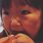 ももことハンバーガー🍔ガブリ！！#Cafe GARDEN#ぐーぴたっ野菜クッキーが食べたい #monipla #ナリスアップコスメティックスファンサイト参加中のInstagram画像