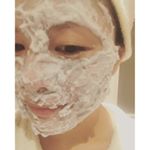 #くろあわわ #どろあわわ #泡立ちがすごい✨ #逆さにしても落ちない泡👀 #もこもこにして遊ぶ🙃 #洗い上がりすっきり #どろあわわ黒 #泡は黒くなかった笑 #洗顔 #毛穴ごぉぉっそり #monip…のInstagram画像