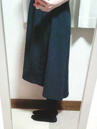 口コミ：【ファッション】&byP&D ベルト付刺繍フィッシュテールスカートの画像（4枚目）