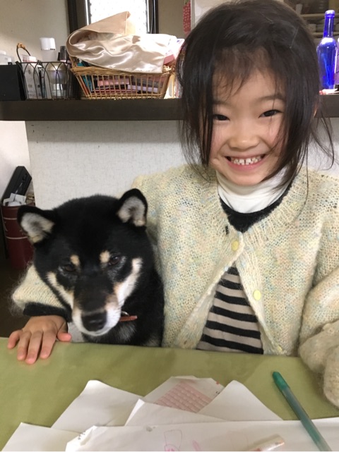 口コミ：愛犬茶々とそっくりな手袋をつけてお散歩。の画像（3枚目）