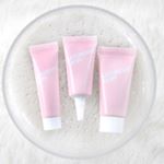 ピンクのシンプルなデザインがかわいい「サタデースキン」ニューヨークと韓国のDNAで誕生したスキンケアブランドです。こちらはサタデースキンのモーニングセットで、・保湿クリーム・美養液…のInstagram画像