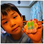 息子が保育園でクッキーを作ってきました。みんなに少しずつ分けてくれました❤️.#バレンタイン#バレンタインデー#アイシングクッキー#5歳#男の子#愛の木に願いを #メリーチョコレート #m…のInstagram画像