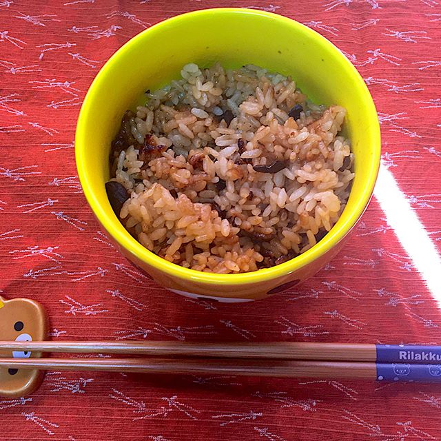 口コミ投稿：黒にんにく刻んで炊き込みご飯ー🍚🎶なかなかまいうー。＊病み上がりで、疲れやすいの…