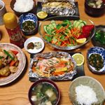 ．#晩御飯 #お家ごはん #和食ごはん #コストコの鮭 #ホイル焼き #肉じゃが #ぎばさ #納豆あえ #蕗味噌 #手作り #わさび漬け #鼻がつんつんする ．#ホシサンレシピ #ホシサンキム…のInstagram画像