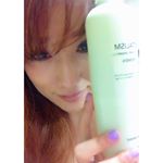 今回は🙋🏼‍♀️#友利新先生 プロデュース#シャンプー 🧖‍♀️頂きました✨☻ノンシリコンって( -ω- ) ﾝｰ・・・って思ってたけど…(ˊᗜˋ*)よかった😝💕コシと艶が出た…のInstagram画像