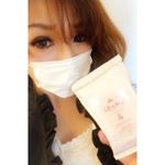 これは今にピッタリ(ˊᗜˋ*)✨✨🙏🏻#CDB の#新商品  ꫛꫀꪝ✧‧˚#ロイーシェリフレッシュボディシート 頂きました✨🙏🏻☻汗かいてもひとふきでサラサラ🌟🌟ほのかにローズが香…のInstagram画像