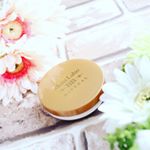 モイストラボBBミネラルプレストパウダー🍎大人気のモイストラボBBミネラルプレストパウダーがリニューアル！透明感とカバー力を両立。カバーするのに自然な仕上がり。 ▫️光拡散パウダー配合でシミ…のInstagram画像
