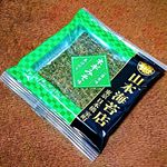 ♡...*゜こちらは。。 。香り豊かな海苔に「ネギみそ」がまぶされ、秘伝の味附で仕上げられた、具付きのりです🌱🌱🌱 おにぎりやお弁当のほか、野菜やチーズに巻いておつまみとしてetc……のせ…のInstagram画像
