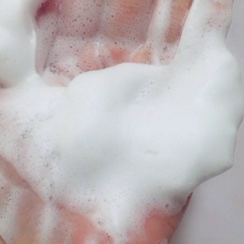 口コミ：動画【クリーム泡で優しく洗う】リペア洗顔フォームの画像（4枚目）