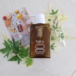 大手口コミサイトでも高評価のharu黒髪スカルプ・プロシャンプー😌🌸💓 頭皮や髪をいたわり100%天然由来成分🌿成分にはハイビスカス🌺エキス、コラーゲン、オリーブオイル、オレンジ油🍊、ビワ葉エ…のInstagram画像
