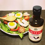 毎日続けてます♪ダイエットで話題の中鎖脂肪酸油「仙台勝山館MCTオイル」。座談会の事前モニターで届いた、仙台勝山館MCTオイル165gは、お試しにオススメなミニボトルサイズです。「仙台勝山館M…のInstagram画像