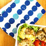 ..カリンピアの手拭い可愛くてお気に入り💙100均で帰るらしい👛.最近やっと時間と気持ちにほんの少し余裕ができてきたのでお弁当もどき再開しました🙋‍♀️(産後今までおにぎり、サンド…のInstagram画像