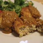五島の鯛の出汁を使ったカレーをモニターさせていただきました✨和風ということもあり、馴染みのある味わいながらもスパイスは本格的で美味しい💕鶏とキャベツのコロッケにかけるカレーソースとして食べ…のInstagram画像