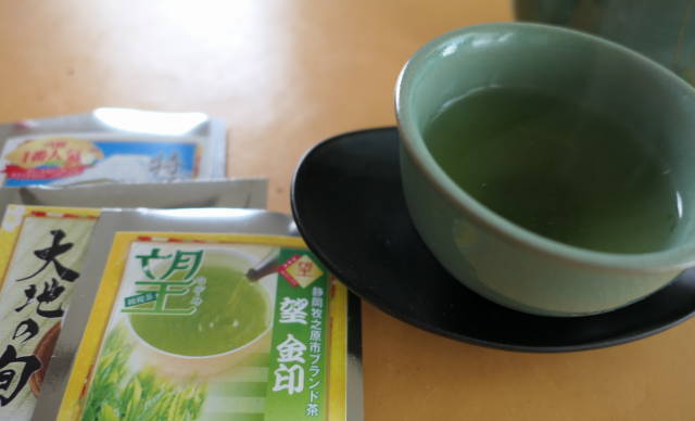 口コミ：静岡県産のこだわりの上級深むし茶3煎「株式会社荒畑園」さんの画像（3枚目）