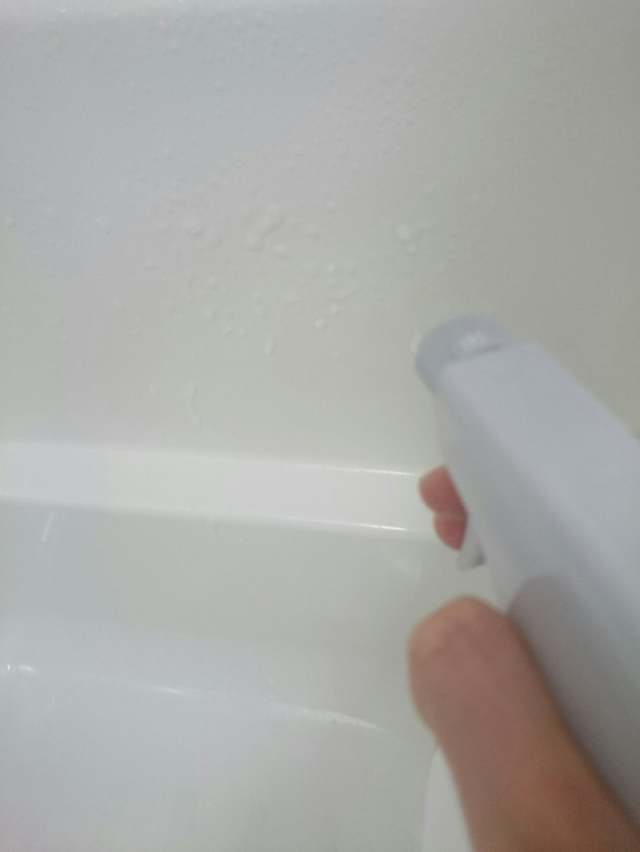 口コミ：お風呂の汚れはプロ仕様のバス洗剤でクリーンに解決、ウルトラハードクリーナーの画像（3枚目）