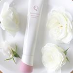 .エクイタンスホワイトロジー エッセンス 💗.2018年春、新たに生まれ変わったサンスターの化粧品ブランド「エクイタンス」🌟3つの有効成分がシミ発生ルートにアプローチ”追跡…のInstagram画像