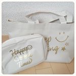 ＊☆モニターpost☆・株式会社カリンピア様よりトートとポーチをいただきました☺︎・使いやすいカラーにスマイルが可愛い♡＊＊#プチプラ #雑貨 #プチプラ雑貨 #300…のInstagram画像