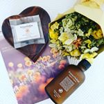 ＊ ＊ ＊#ボタニカル 🍋.ニキビ・肌荒れ・毛穴・くすみに.ココナッツ・オリーブオイル配合.私は断然 石鹸✨洗顔クリーム派✨泡立てネットでできた泡の量🍦で機嫌が変わ…のInstagram画像