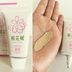 桜花媛の「ナチュラルBBクリーム」33g 3900円(税込)化粧下地、ファンデーション、美容液、コンシーラー、日焼け止めがこれ一本でオーケー👍✨ お色は4色展開で、ブルーベースの方にも合う…のInstagram画像