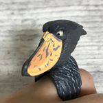 「ライフスタイルをもっと楽しく」をコンセプトにしている株式会社シンシアから発売されている「CLiNG（クリング）」Clingはしがみつくの意味だそうです。文字通り、動物が指にしがみついてる…のInstagram画像