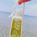 #ジョイココスクラブハンドソープ #ライム ストラップ付きミニボトルのモニターです★大好きな柑橘系でさっぱり！香りはライムの他4つあり、全5種類から選べます。ちびぱちちゃんと遊びに…のInstagram画像