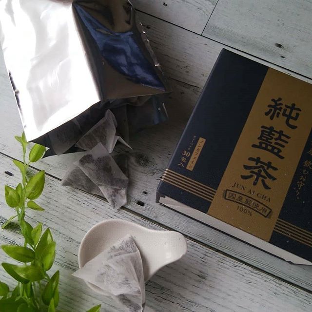口コミ投稿：純藍茶内容量　30ティーパック価格　3500円国産藍100%使用。藍の葉だけを使用した健…