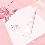 ☽⋆゜.うぶ毛の悩みをコントロール！.ディミヌフェイシャルスキンタイムコントロールエッセンスローズ&ゼラニウムブレンドの香り.女性のひげの発育を遅らせ、ヒゲの原因と…のInstagram画像