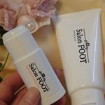 バスタイムにやさしく角質ケアできる足用のスクラブ剤使ってみました❗..スティックタイプの濃密保湿バームも、あわせて❗ つかってみました .スクラブは😊🌟角質除去、ニオイ汚れ、保…のInstagram画像